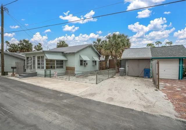 16th image of 137 91st Ave, Treasure Island, FL 33706 | MLS# TB8509537