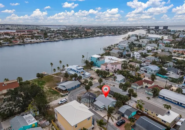 3rd image of 137 91St Ave, Treasure Island, FL 33706 | MLS# TB8509537