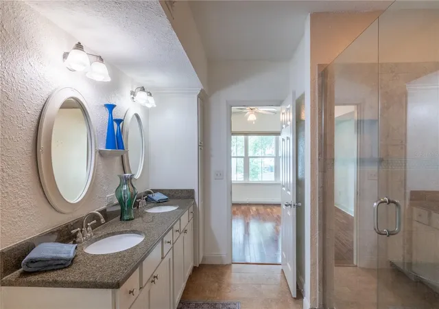 5th image of 202 E S St, Orlando, FL 32801