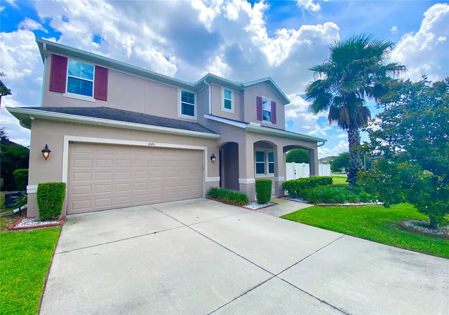 Photo 1 of Single family home for sale at 1015 Grand Hilltop Dr, Apopka, FL 32703 | MLS# O6408622 | Listing updated on 2026-09-18