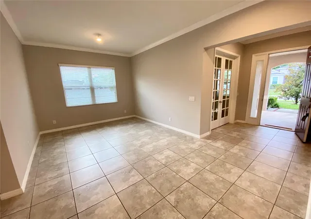 Photo 4 of Single family home for sale at 1015 Grand Hilltop Dr, Apopka, FL 32703 | MLS# O6408622 | Listing updated on 2026-09-18