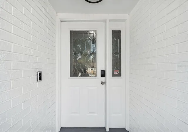 2nd image of 3309 Briarwood Ln, Safety Harbor, FL 34695 | MLS# TB8509582