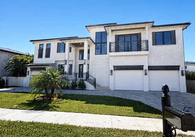 Photo 1 of Mansion for sale at 626 Danube Ave, TAMPA, FL 33606 | MLS# TB8509584 | Listing updated on 2026-10-13