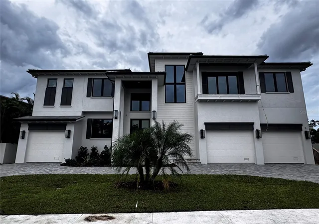 Photo 1 of Single family home for sale at 626 Danube Ave, Tampa, FL 33606 | MLS# TB8509584 | Listing updated on 2026-10-02
