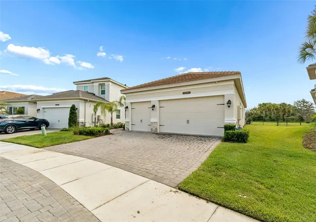 3rd image of 32732 Tree Of Life Ave, Wesley Chapel, FL 33543 | MLS# TB8509603