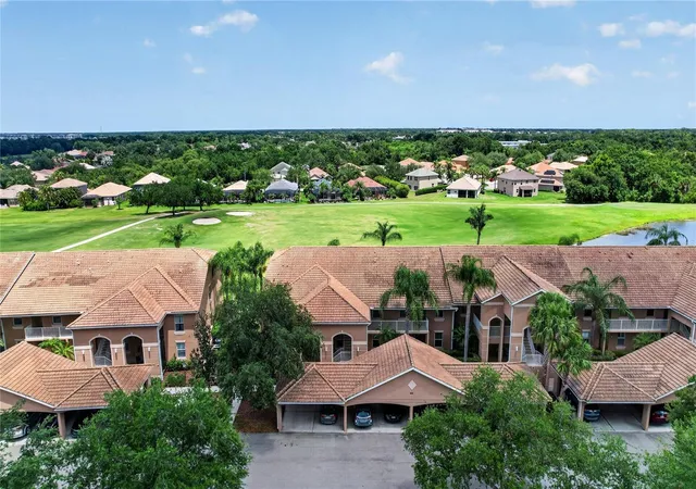 Photo 2 of Condo for sale at 915 Fairwaycove Ln #101, Bradenton, FL 34212 | MLS# A4693958 | Listing updated on 2026-09-20