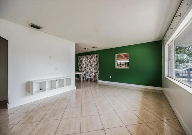 Homes for sale in Casselberry, FL | 251 Pine Tree Dr, Casselberry, FL 32707 | MLS# V4949143