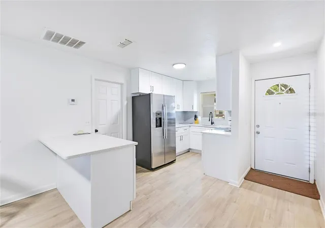 Photo 3 of Single family home for sale at 1725 California Ave, Saint Cloud, FL 34769 | MLS# S5150113 | Listing updated on 2026-05-18