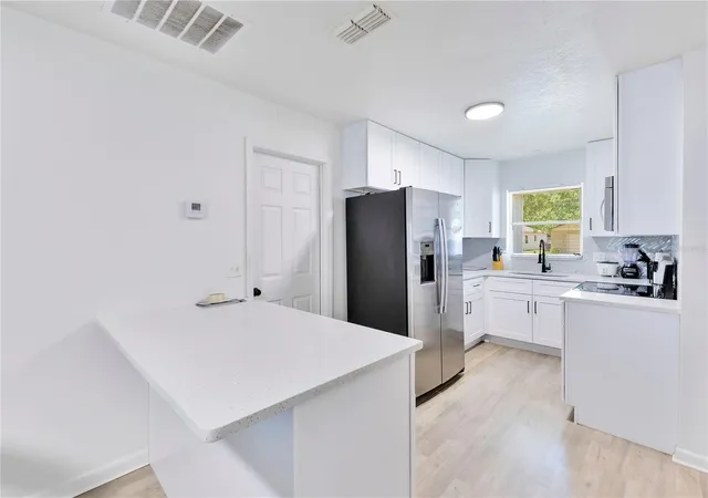 Photo 3 of Single family home for sale at 1725 California Ave, Saint Cloud, FL 34769 | MLS# S5150113 | Listing updated on 2026-05-18