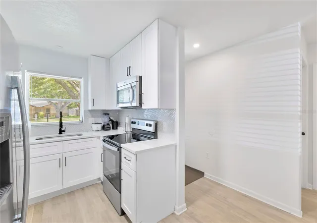 Photo 4 of Single family home for sale at 1725 California Ave, Saint Cloud, FL 34769 | MLS# S5150113 | Listing updated on 2026-05-18