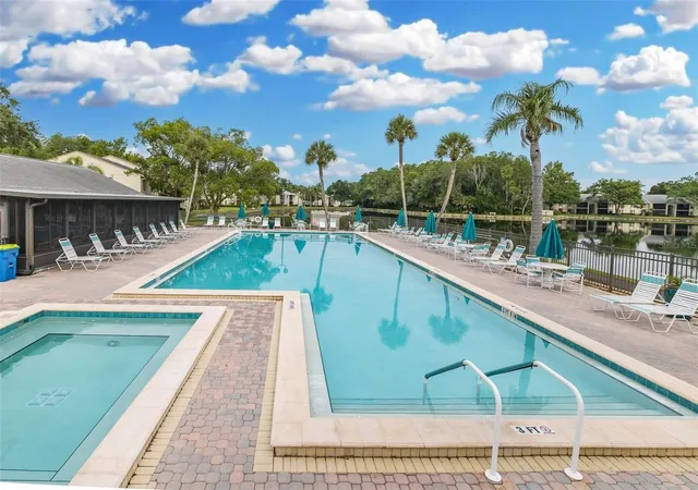 5th image of 3166 Lake Pine Wy S #A2, Tarpon Springs, FL 34688 | MLS# W7885853