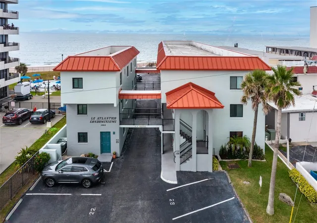 Homes for sale in Daytona Beach, FL | 1404 N Atlantic Ave #10, Daytona Beach, FL 32118 | MLS# FC318598
