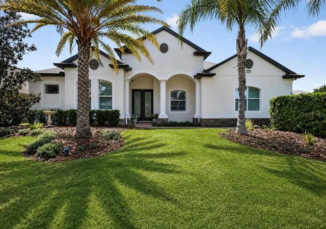 3rd image of 8237 Bridgeport Bay Cir, Mount Dora, FL 32757 | MLS# G5112496