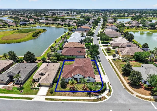 4th image of 8237 Bridgeport Bay Cir, Mount Dora, FL 32757 | MLS# G5112496