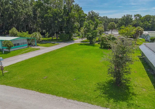 Homes for sale in Lake Panasoffkee, FL | Lot 45 Canal Ct, Lake Panasoffkee, FL 33538 | MLS# G5112499