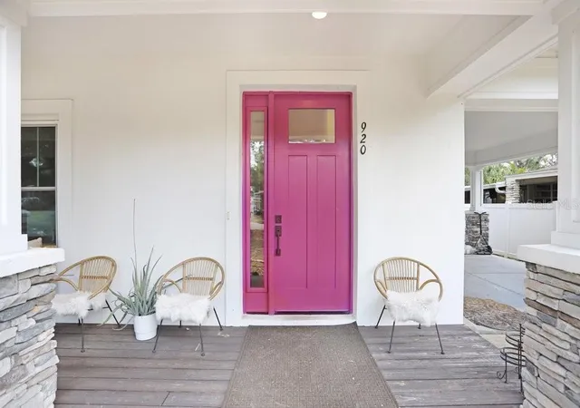 4th image of 920 E Shadowlawn Ave, Tampa, FL 33603 | MLS# TB8509680