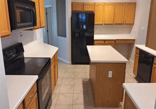 Photo 3 of Single family home for sale at 1803 Lake Villa Dr, Tavares, FL 32778 | MLS# TB8509691 | Listing updated on 2026-09-21