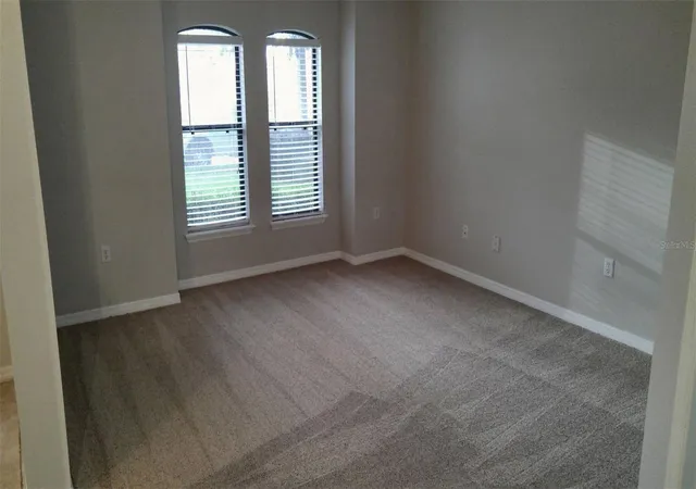 Photo 4 of Single family home for sale at 1803 Lake Villa Dr, Tavares, FL 32778 | MLS# TB8509691 | Listing updated on 2026-10-09