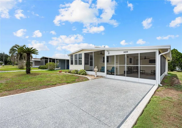 Photo 3 of Manufactured home for sale at 36650 Dina Dr, Zephyrhills, FL 33542 | MLS# TB8509697 | Listing updated on 2026-05-20