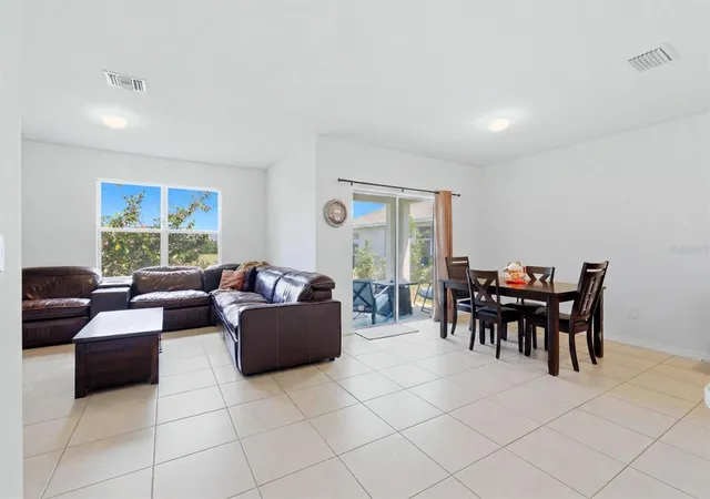 Photo 3 of Single family home for sale at 258 Rio De Janeiro Ave, Punta Gorda, FL 33983 | MLS# A4693994 | Listing updated on 2026-09-25