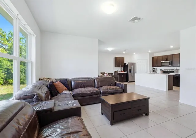 Photo 4 of Single family home for sale at 258 Rio De Janeiro Ave, Punta Gorda, FL 33983 | MLS# A4693994 | Listing updated on 2026-09-25