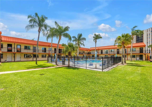 2nd image of 10375 Paradise Blvd, TREASURE ISLAND, FL 33706