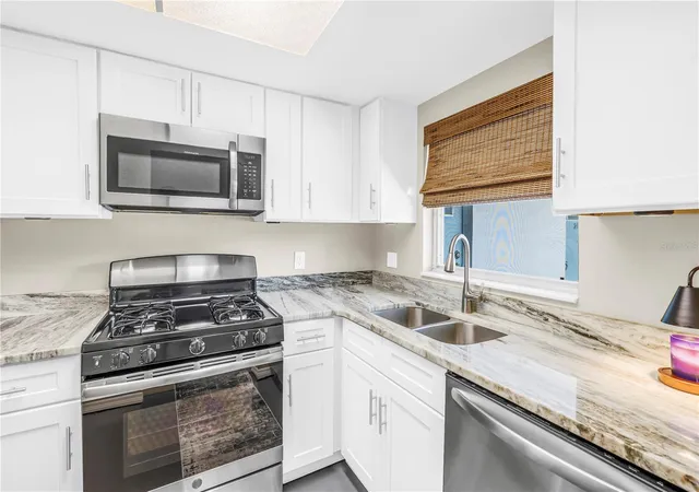 Homes for sale in South Pasadena, FL | 1868 Shore Dr S #212, South Pasadena, FL 33707 | MLS# TB8509716