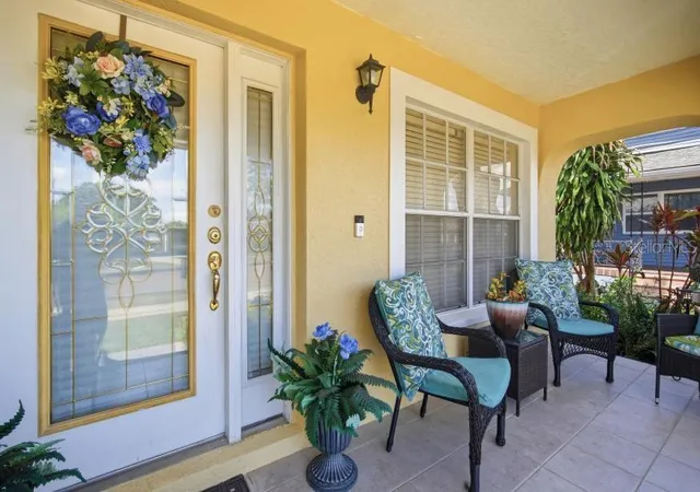 Homes for sale in Tampa, FL | 3005 W Chestnut St, Tampa, FL 33607 | MLS# TB8509738