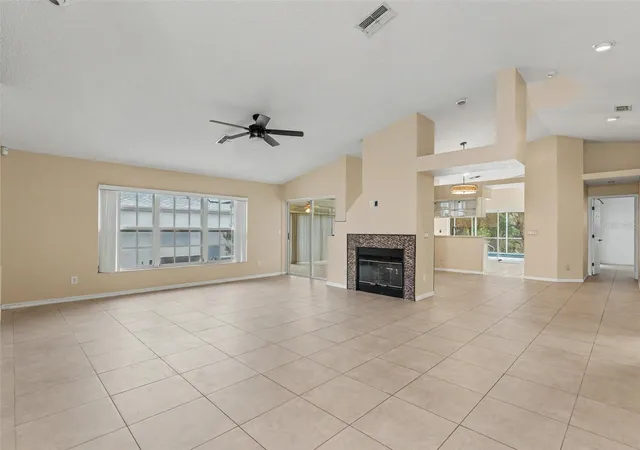 2nd image of 10439 Casa Grande Cir, Spring Hill, FL 34608 | MLS# W7885859