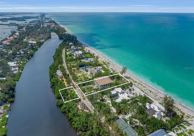 Photo 3 of Single family home for sale at 8132 Sanderling Rd, Sarasota, FL 34242 | MLS# A4694017 | Listing updated on 2026-07-09
