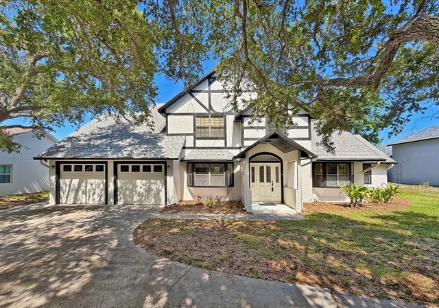 Photo 1 of Single family home for sale at 2080 Newfound Harbor Dr, Merritt Island, FL 32952 | MLS# V4949152 | Listing updated on 2026-05-19