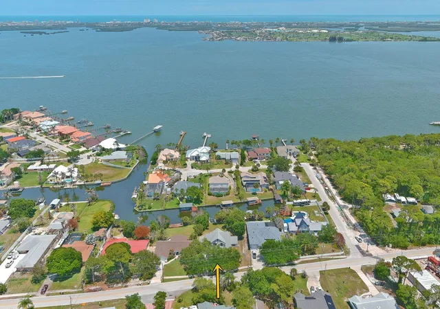 Photo 2 of Single family home for sale at 2080 Newfound Harbor Dr, Merritt Island, FL 32952 | MLS# V4949152 | Listing updated on 2026-05-19