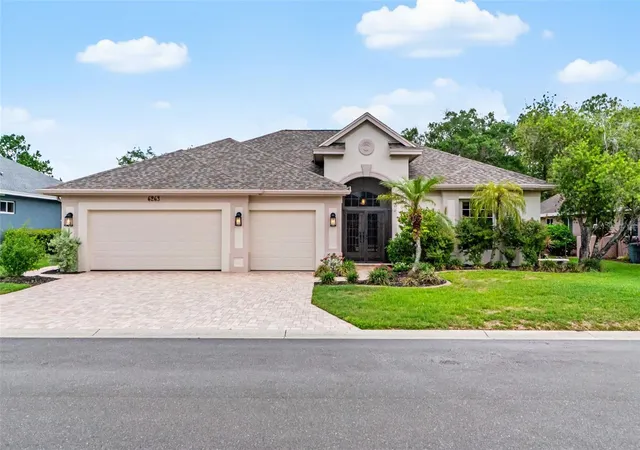 Photo 2 of Sale Pending at 6263 Aventura Dr, Sarasota, FL 34241 | MLS# A4694026 | Listing updated on 2026-07-22
