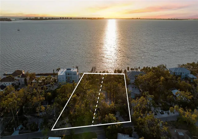 1st image of 2046 Alameda Ave, Sarasota, FL 34234 | MLS# A4694028