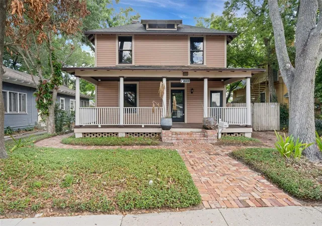 Photo 1 of Single family home for sale at 716 E Lime St, Lakeland, FL 33801 | MLS# L4961966 | Listing updated on 2026-08-13