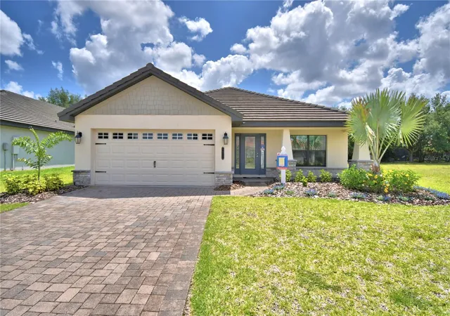 Homes for sale in Auburndale, FL | 4970 Tennessee Lake Dr, Auburndale, FL 33823 | MLS# L4961968