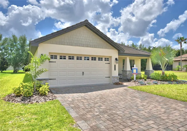 Homes for sale in Auburndale, FL | 4970 Tennessee Lake Dr, Auburndale, FL 33823 | MLS# L4961968