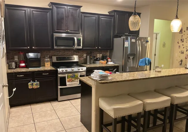 Photo 3 of Single family home for sale at 11007 Standing Stone Dr, Wimauma, FL 33598 | MLS# TB8509787 | Listing updated on 2026-08-04