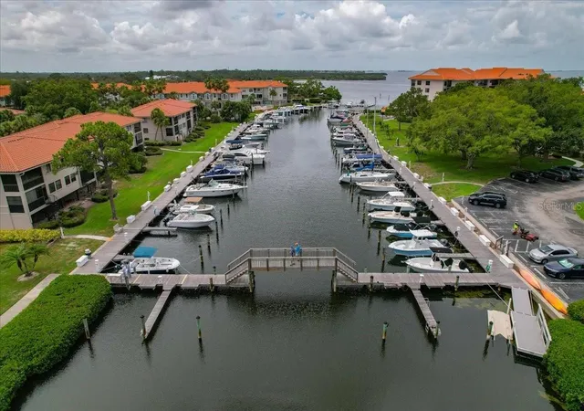 4th image of 401 Mariner Dr #401, Tarpon Springs, FL 34689 | MLS# TB8509793