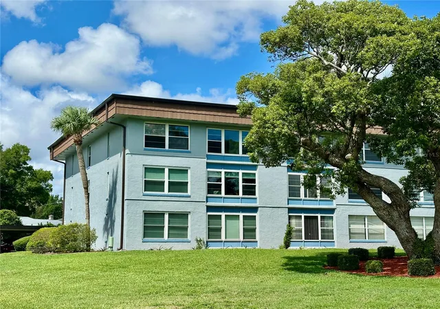 Condo for sale at 333 Lake Howard Dr NW #304B, Winter Haven, FL 33880 | MLS# L4961973 | Listing updated on 2026-09-18