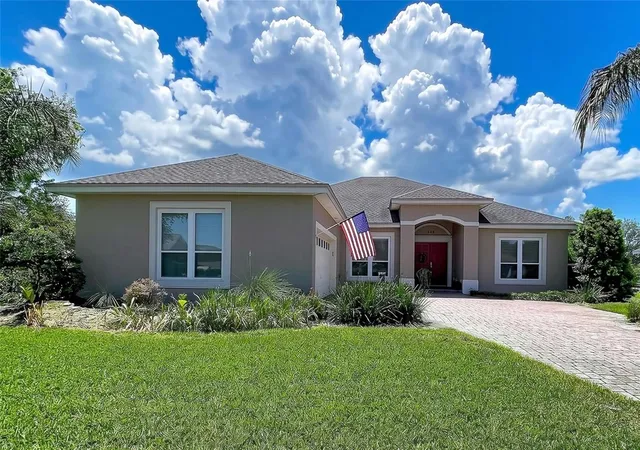 5th image of 408 Talamone Dr, Winter Haven, FL 33884 | MLS# P4938753