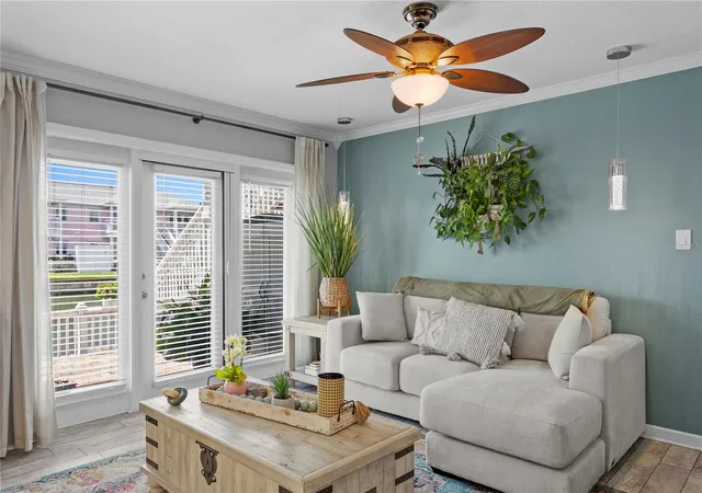Listing Photo 4 - Condo for sale in building located at 5175 Coquina Key Dr Se, ST PETERSBURG, FL 33705 - Unit #A