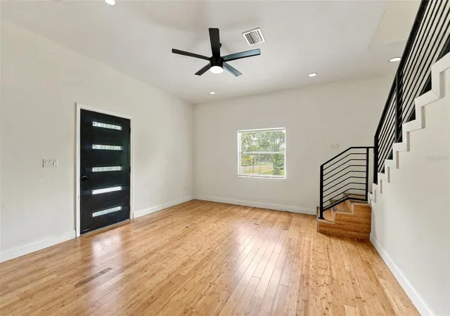Photo 4 of Single family home for sale at 680 25th Avenue S, Saint Petersburg, FL 33705 | MLS# TB8509837 | Listing updated on 2026-10-14