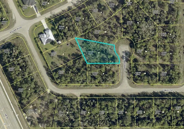 Photo 2 of Land for sale at 842 Grassmere Cir, Lehigh Acres, FL 33974 | MLS# C7526334 | Listing updated on 2026-05-19