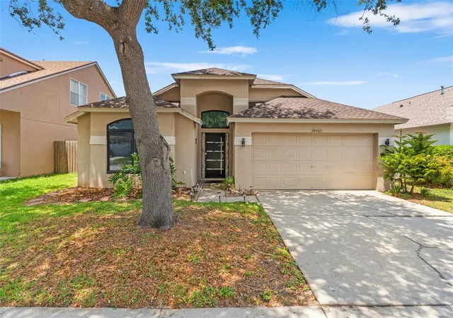 Homes for sale in Lutz, FL | 24405 Summer Wind Ct, Lutz, FL 33559 | MLS# W7885871