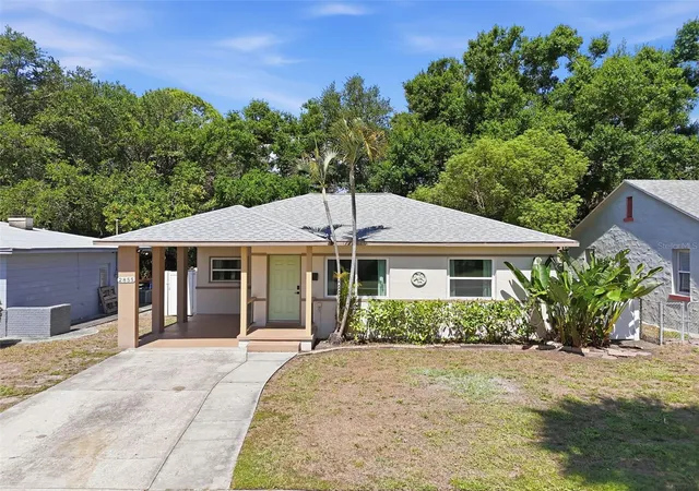 1st image of 2855 Valencia Wy S, St Petersburg, FL 33705 | MLS# TB8509887