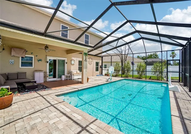 3rd image of 15792 Durango Cir, Brooksville, FL 34604 | MLS# TB8509891