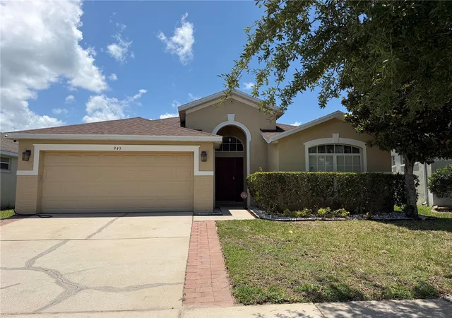 Photo 2 of Single family home for sale at 945 Tramells Trl, Kissimmee, FL 34744 | MLS# S5150165 | Listing updated on 2026-09-30