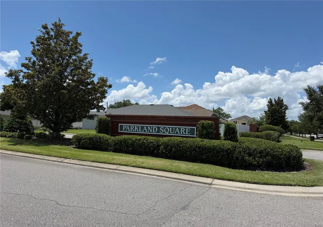Photo 3 of Single family home for sale at 945 Tramells Trl, Kissimmee, FL 34744 | MLS# S5150165 | Listing updated on 2026-09-30