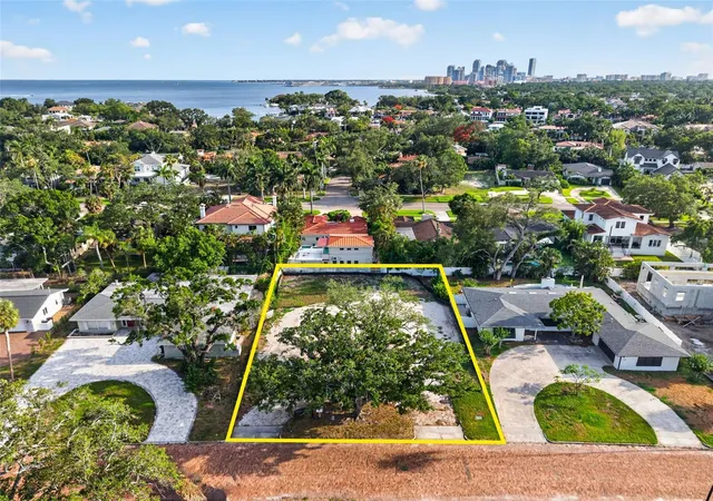 Land for sale at 289 Rafael Blvd NE, ST PETERSBURG, FL 33704 | MLS# TB8509901